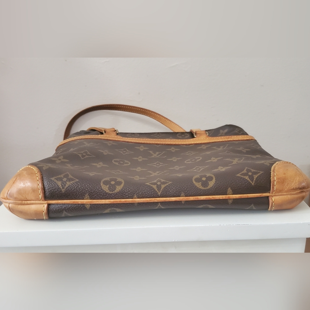 Vintage LV Coussin shoulder bag - Picture 7 of 8